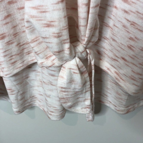 Lane Bryant NWT Women's Long Sleeve Tie-Front Hacci Top w/Button Detail 14/16 - Picture 3 of 9